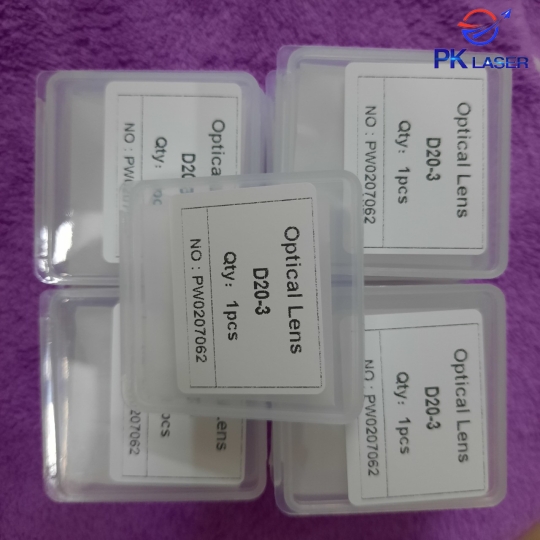 Kính bảo vệ máy hàn 20*3 OEM